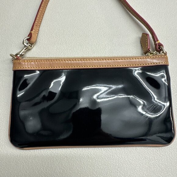 DOONEY & BOURKE Patent LEATHER ZIP WRISTLET Clutch Wallet *RED INTERIOR* - Picture 5 of 8